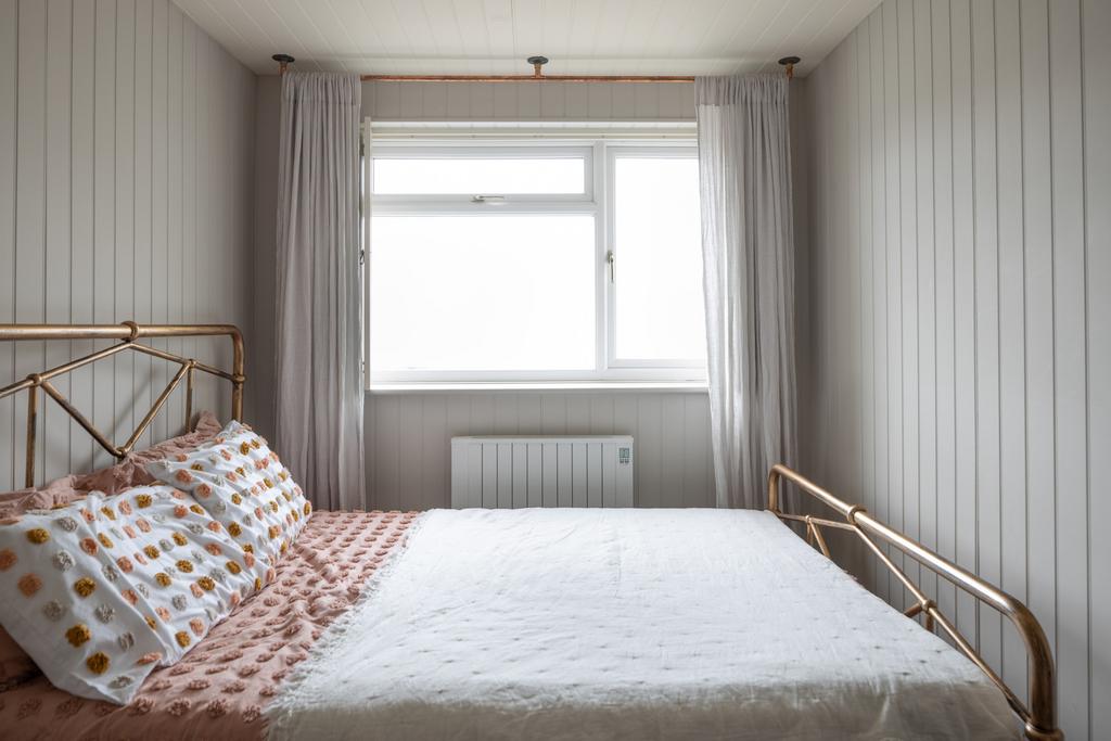 111320 - Denham Way The Modern House (28).jpg