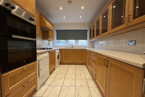 undefined, Town Street, Guiseley, Leeds, LS20