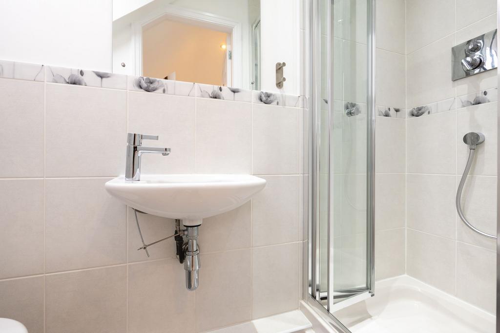 Bedroom 3 En Suite