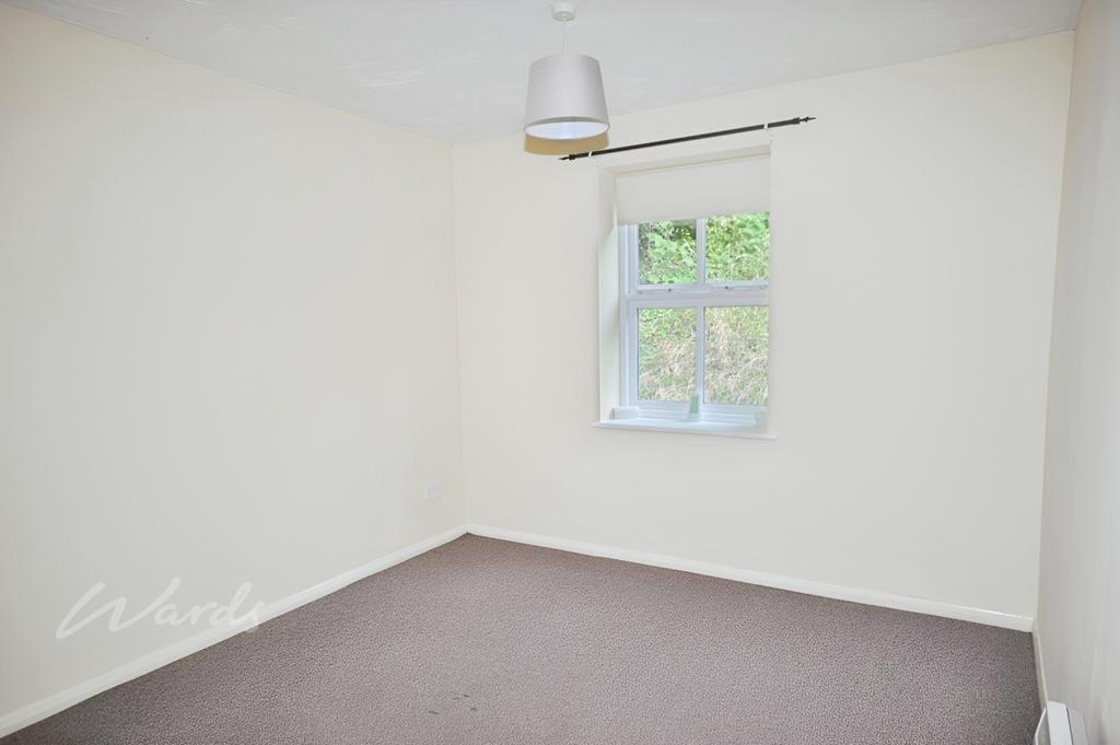 Harriet bedroom 2