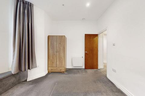 2 bedroom flat to rent, Mill Lane, London NW6