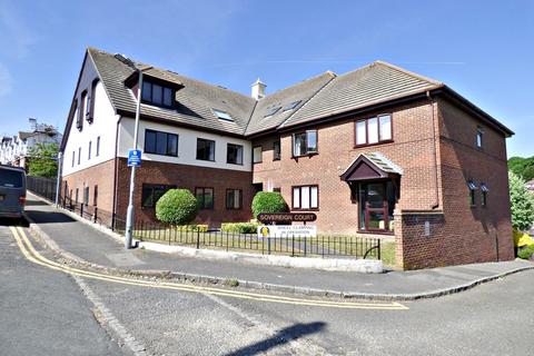 2 bedroom flat to rent, Sovereign Court, Totteridge Avenue, High Wycombe, HP13