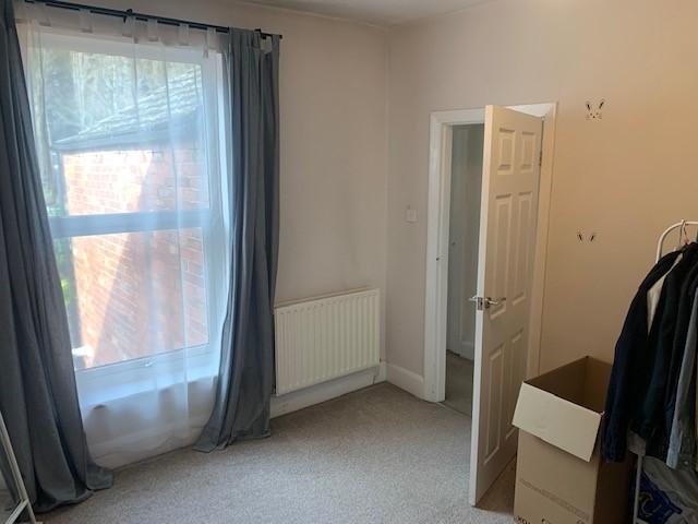 Middle Room 1