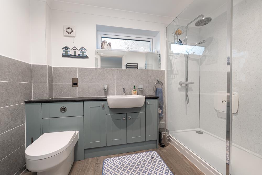 Ensuite shower room