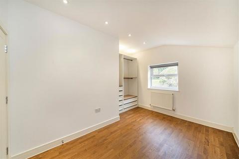undefined, Brownhill Road, London SE6