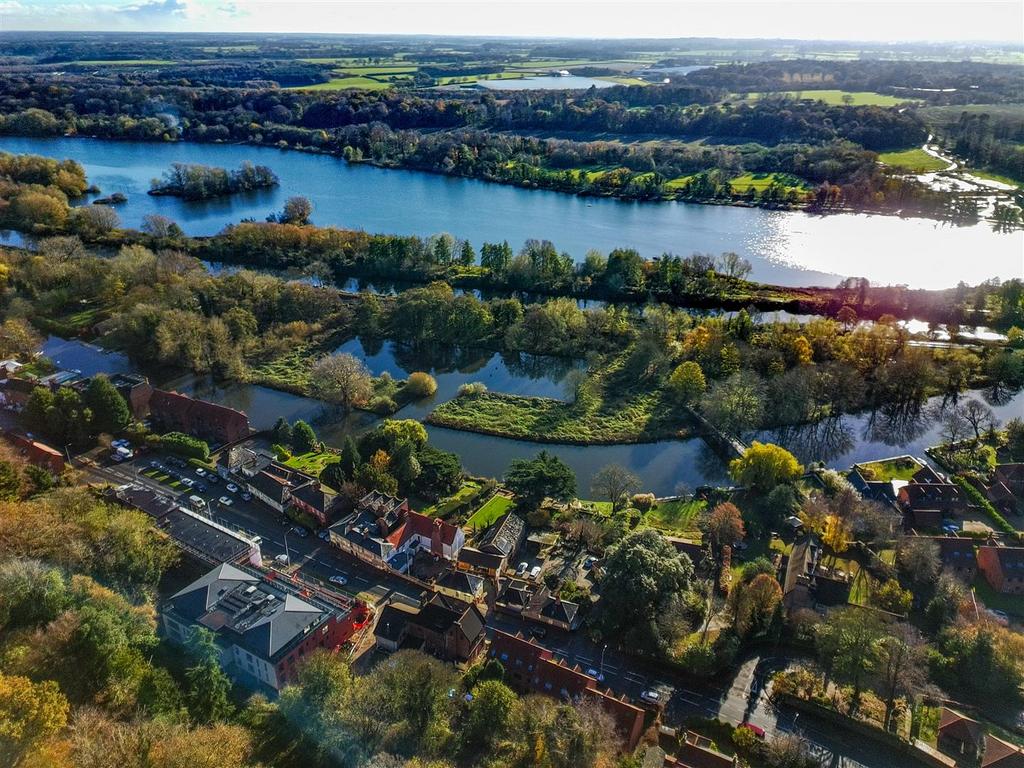 27 Yarmouth Road-090.jpg