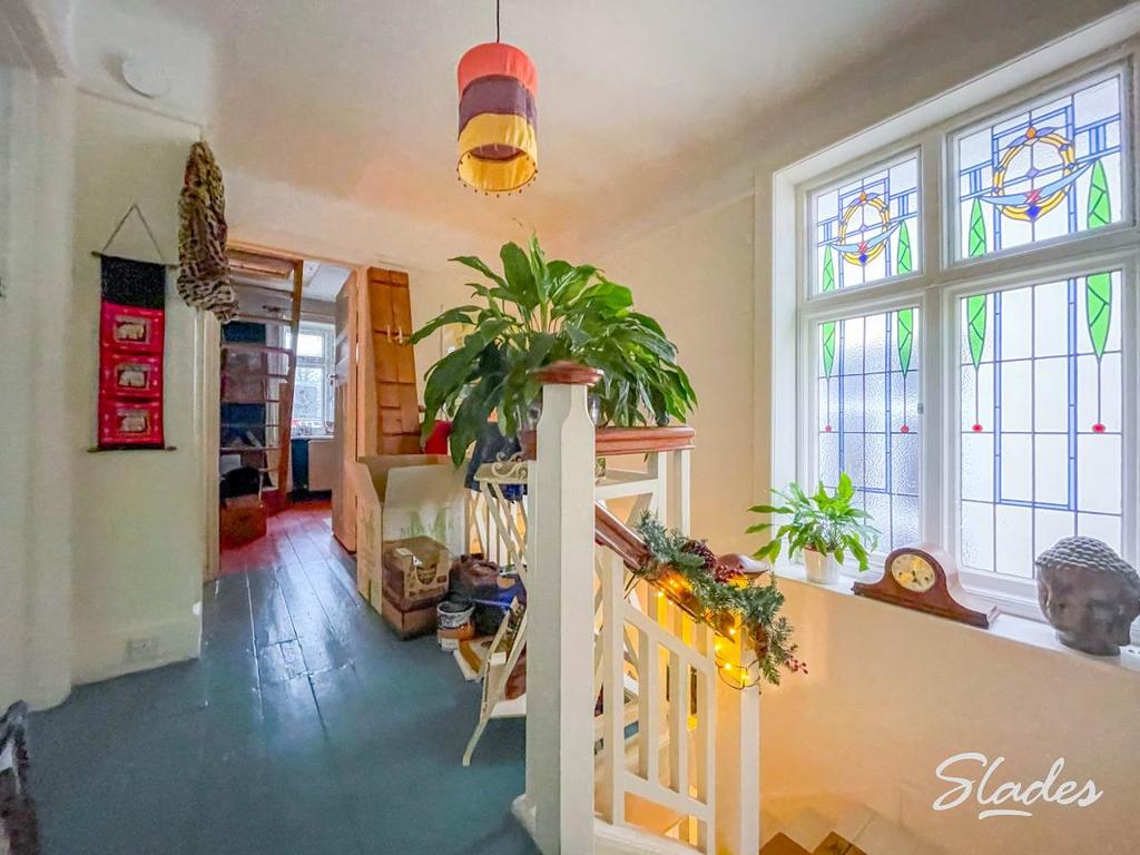 25 pine avenue landi