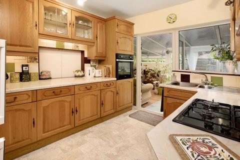 3 bedroom semi-detached bungalow for sale, Bronescombe Avenue, Bishopsteignton, TQ14