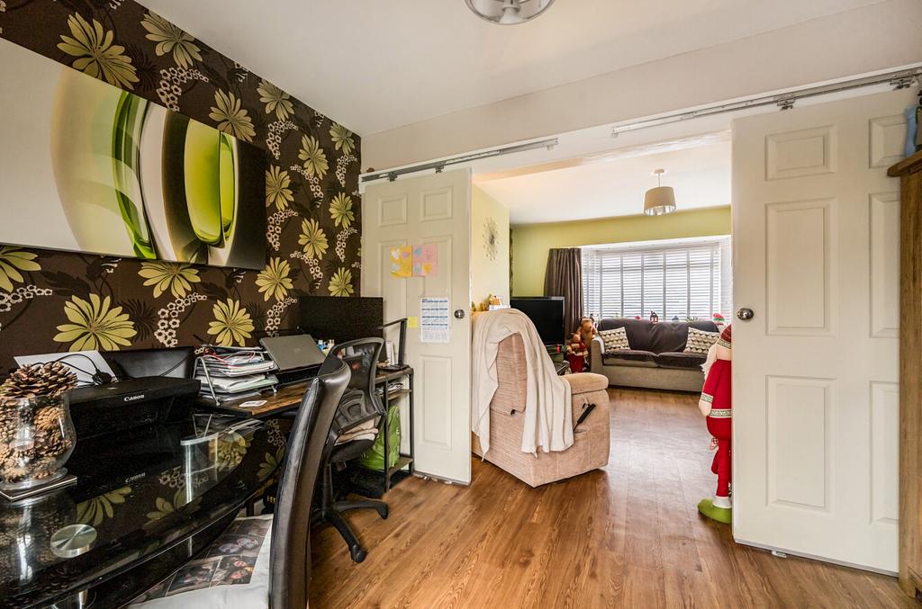 1383680-18-692da9...