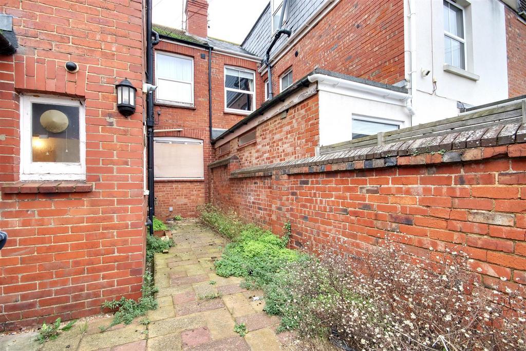 IMG 3899-IMG 3901.jpg