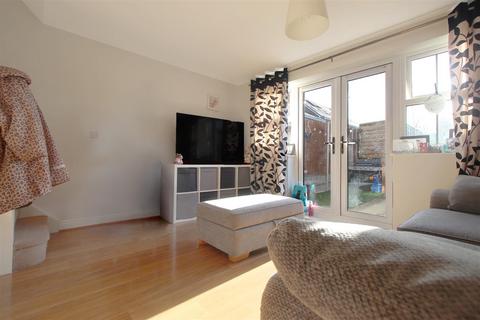 2 bedroom end of terrace house for sale, Olvega Drive, Buntingford, SG9 9FJ