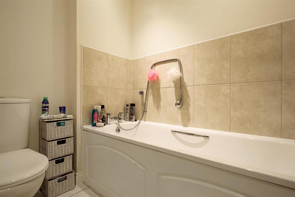 Bathroom.jpg