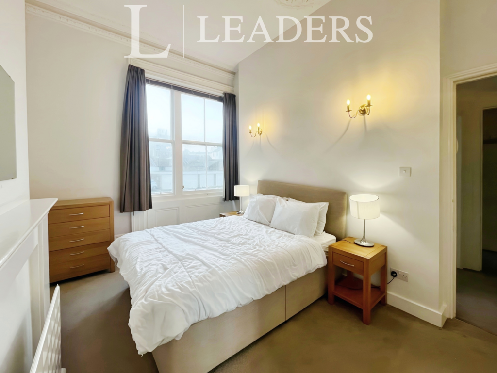 0a5e59e5-bedroom
