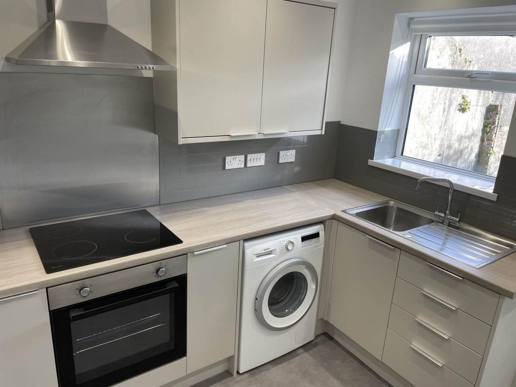 Kitchen 2