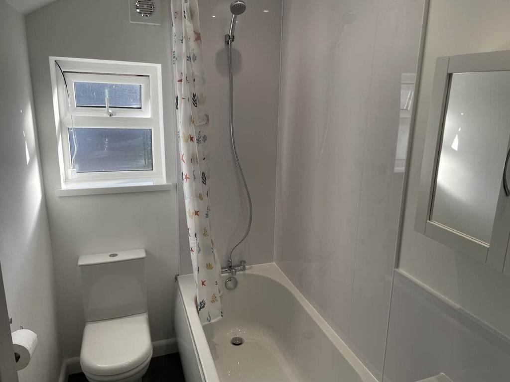 Bathroom 2, 1