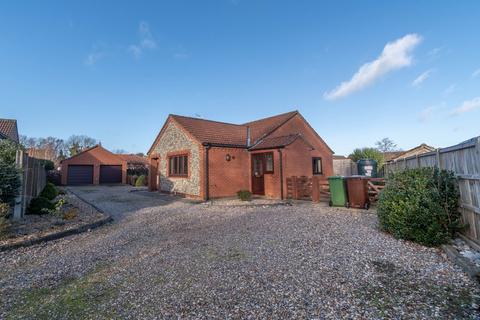 3 bedroom bungalow for sale, Granary Close, Briston, NR24