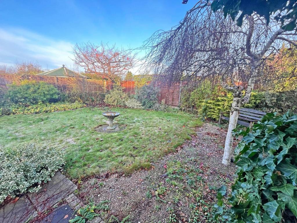Garden3.jpg
