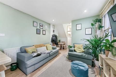 2 bedroom flat for sale, College Road, Colliers Wood SW19