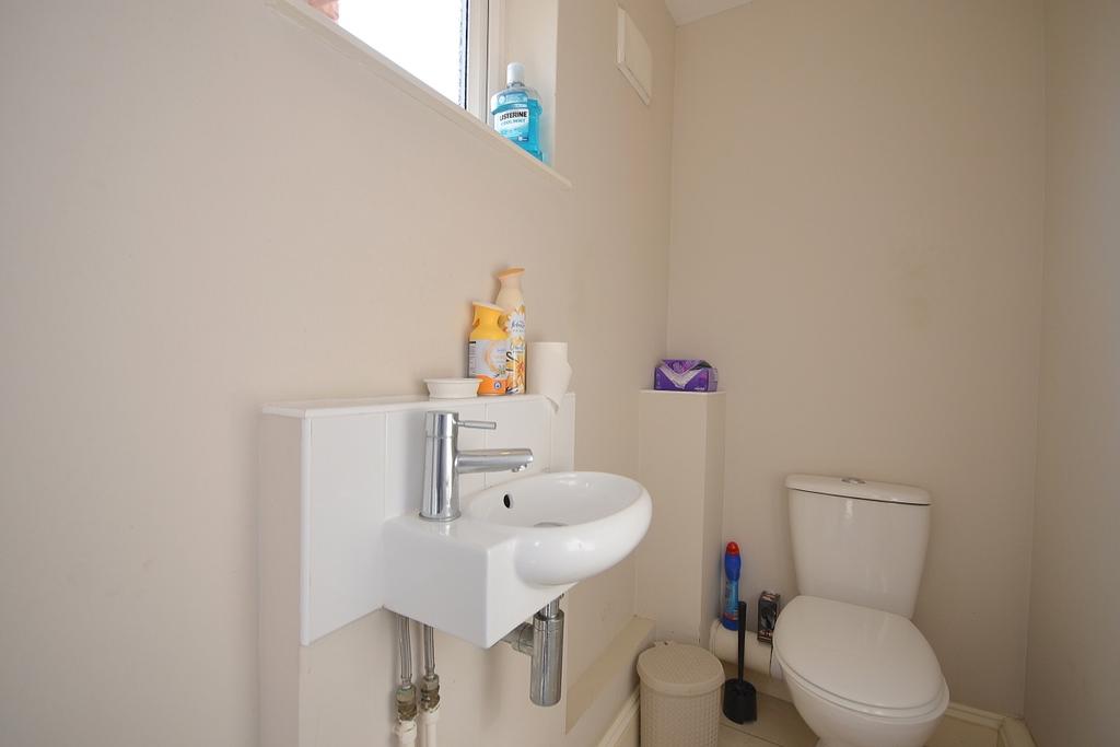 Cloakroom/WC