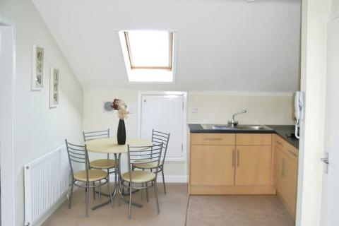 1 bedroom apartment to rent, Bank Chambers, Reading RG1
