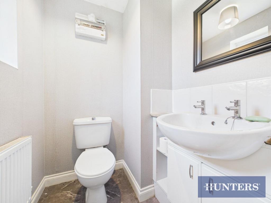 CAM01494 G0-PR0473-STILL015.jpg