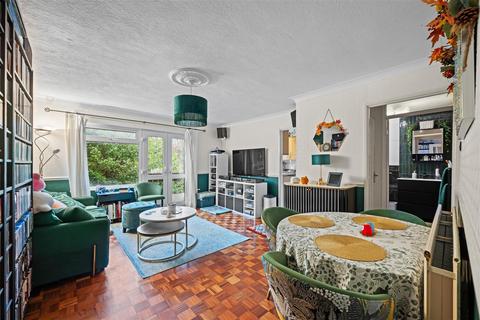undefined, Highland Road, Bromley