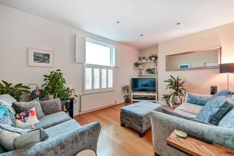 undefined, Surbiton Crescent, Surbiton, Kingston upon Thames, KT1