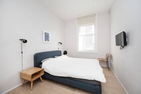undefined, Charterhouse Street, Farringdon, London, EC1M