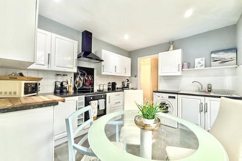 1 bedroom bungalow for sale, Sea Road, Bexhill-on-Sea, TN40