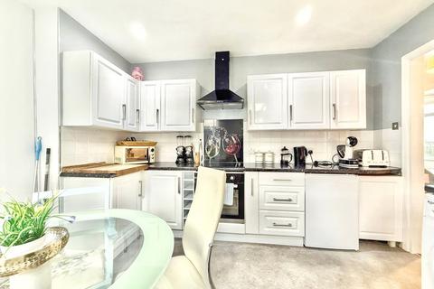 1 bedroom bungalow for sale, Sea Road, Bexhill-on-Sea, TN40