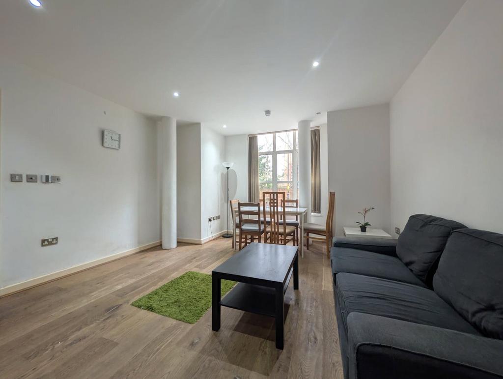 Apartment in Birmingham - View 2