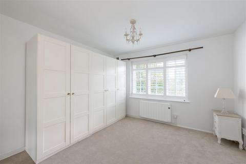 undefined, Jaycroft, The Ridgeway, London EN2