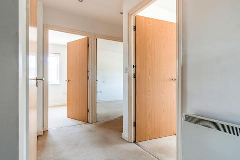 2 bedroom flat to rent, Walker Place, Hamble, Southampton, SO31