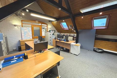 Property to rent, Field Street, Leek