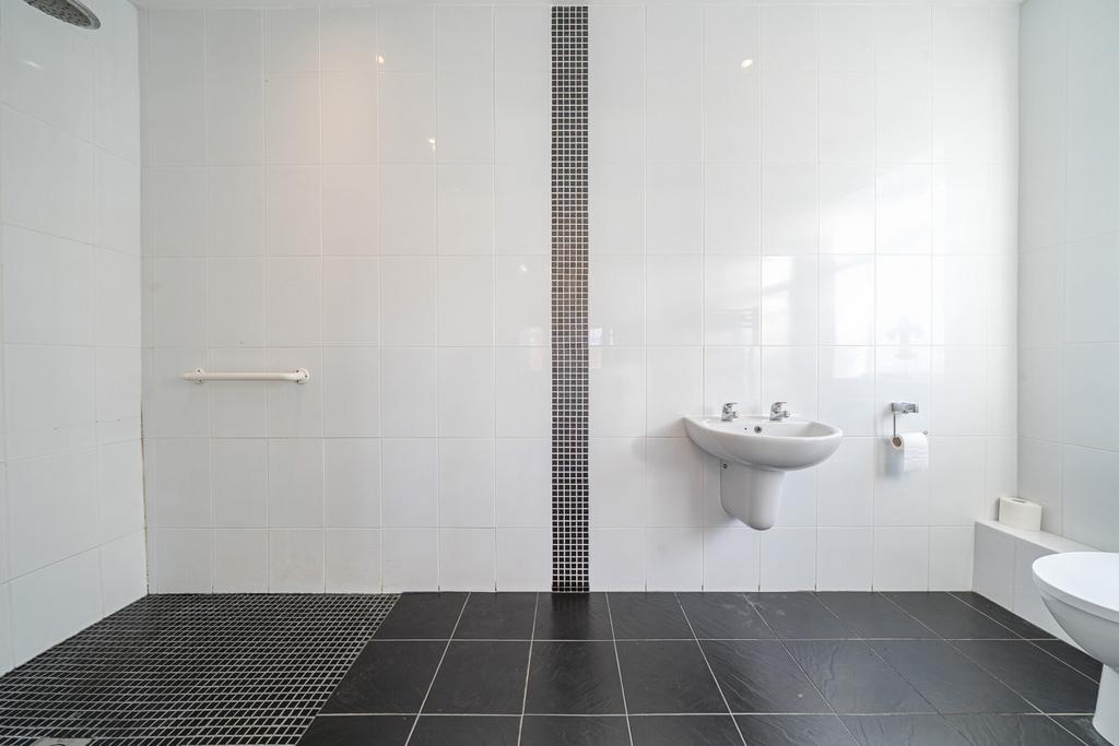 1386840-16-6930bd...