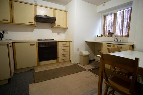 undefined, 2 Bed Flat To Let in Conway House, Samuel Street, Preston