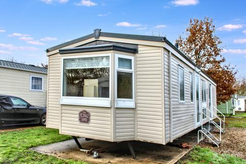 2 bedroom static caravan for sale, Silverhill Holiday Park, Lutton Gowts PE12