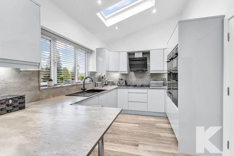 undefined, 582 Rochdale Road, Royton OL2 6SH
