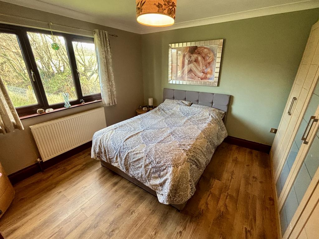 Rear bedroom 1