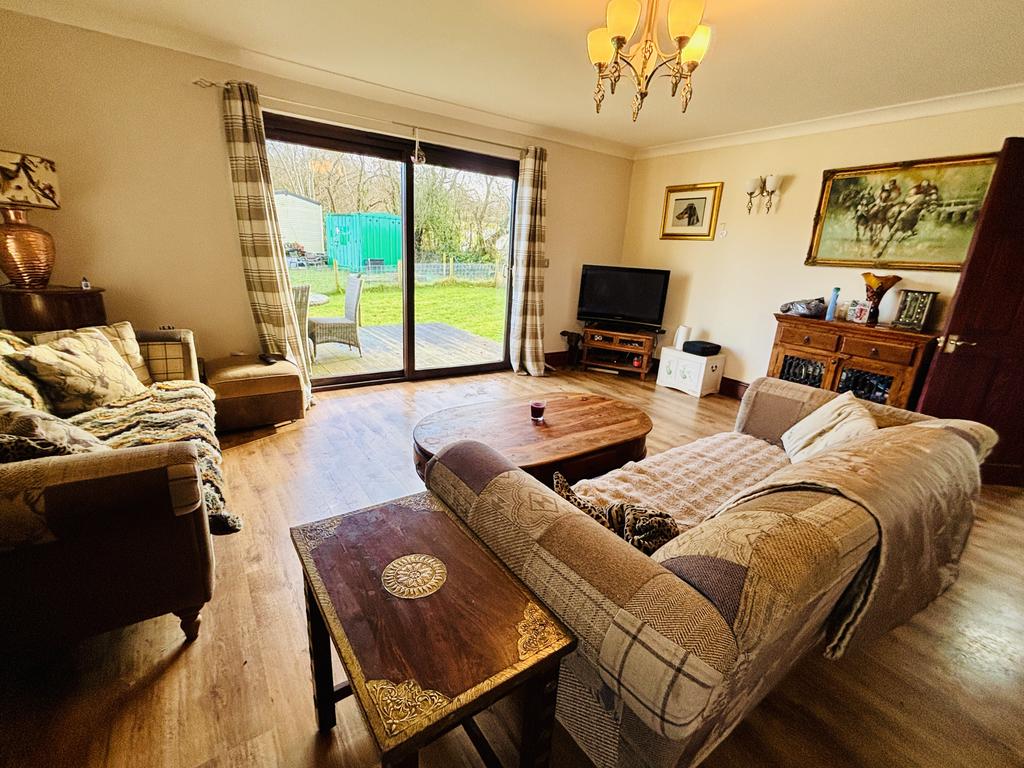 Living room (second image)