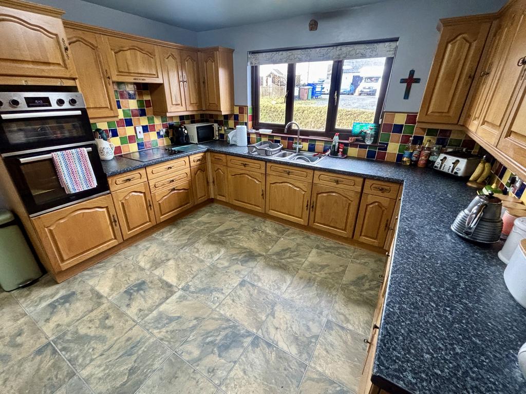 Kitchen (second image)