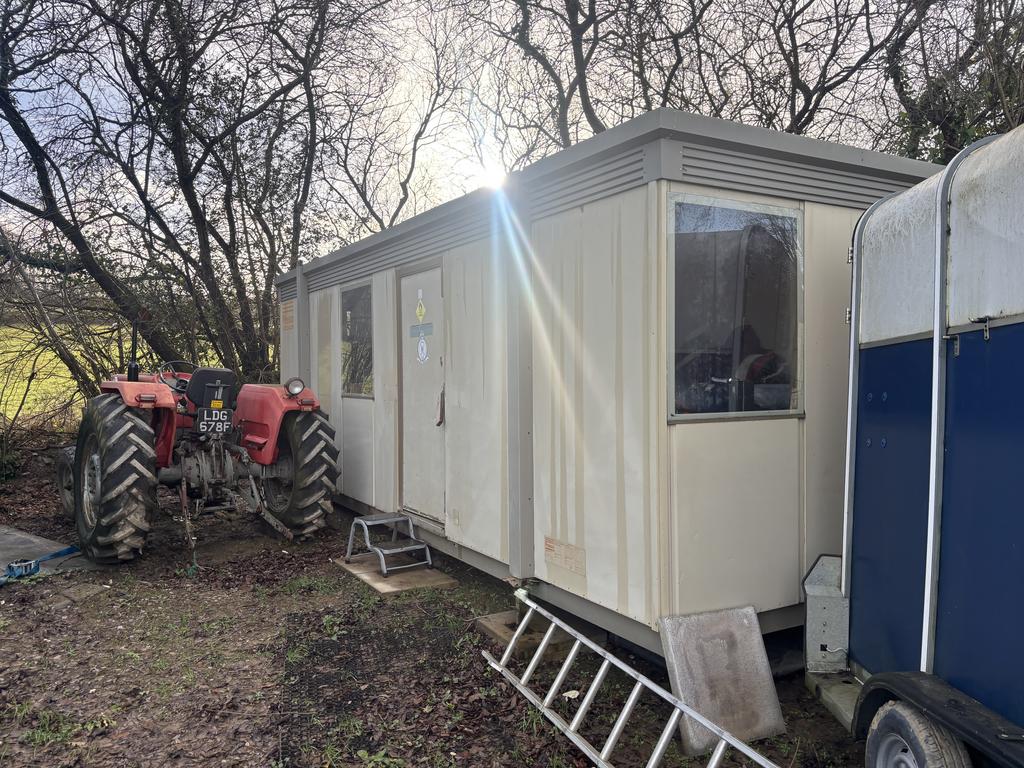 Cabin/studio