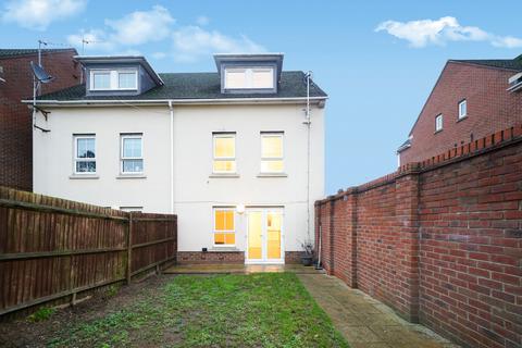 4 bedroom semi-detached house to rent, Church Hill Road, Barnet, EN4