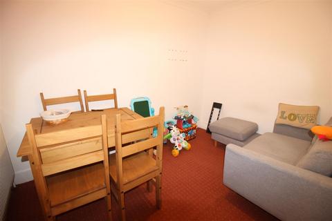 1 bedroom apartment to rent, Queens Road, London E17