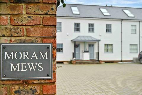 Datchet Road, Old Windsor, Windsor, Berkshire, SL4