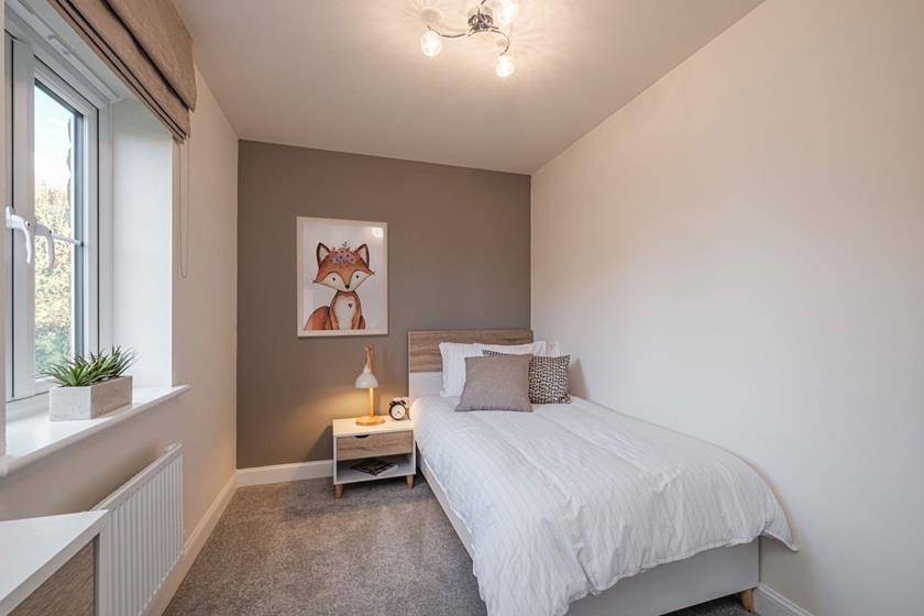 013 whitechapel-lutterworth-garden-bed-3-nov22.jpg