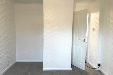 2 bedroom semi-detached house to rent, Circular Drive, Renishaw, Sheffield, S41