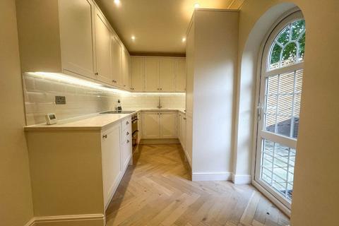 undefined, Lanthorne Mews, Tunbridge Wells, TN1