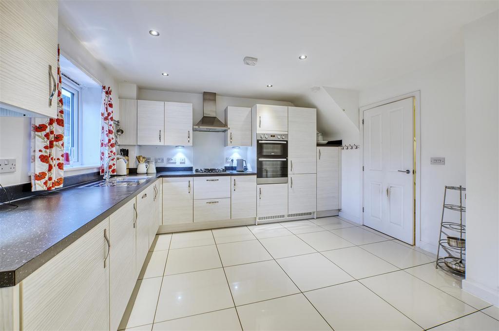 30 Catlin Way D78 7800 HDR.jpg