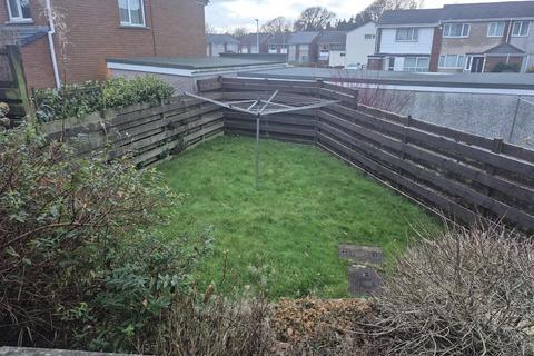 3 bedroom semi-detached house to rent, Uldale Road, Workington CA14
